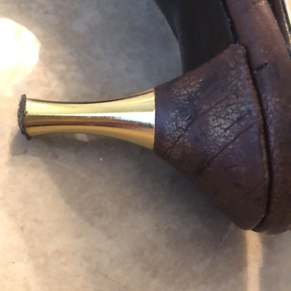 Colin Stuart heeled thong sandals. Gold heel, stone detail. Size 6.5 EUC - Picture 9 of 9